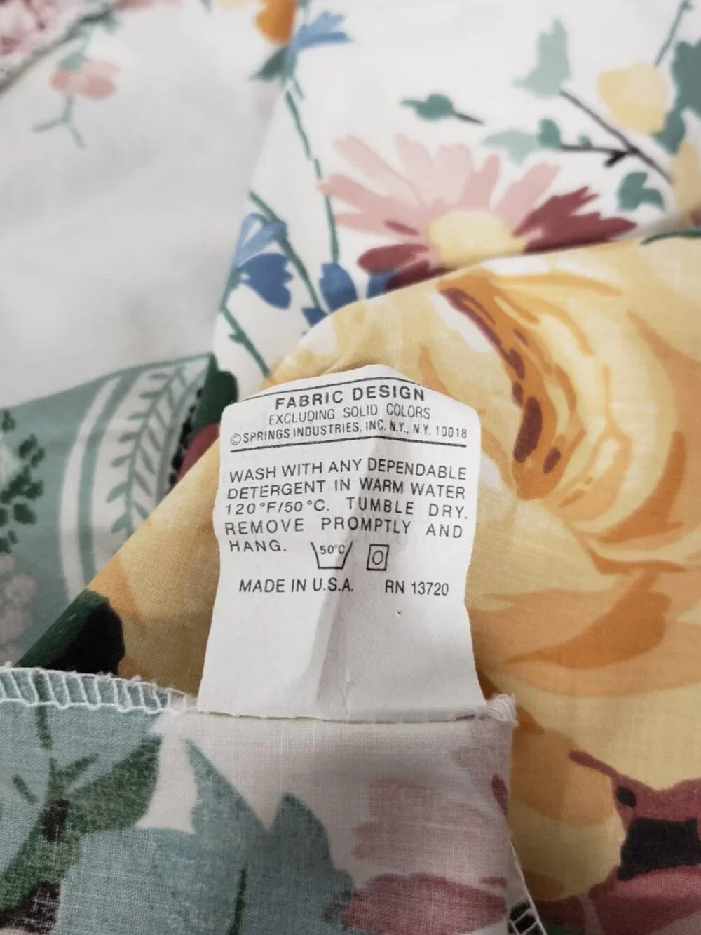 Springmaid  Floral Ruffled Standard Pillowsham  Vintage  envelope closure